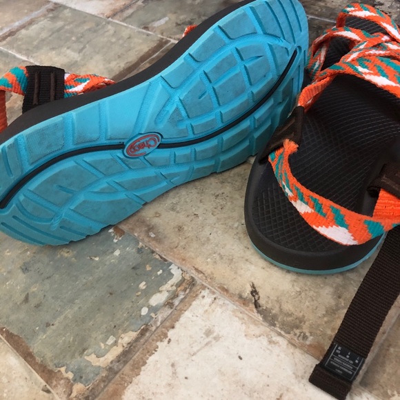 Womens Chaco Sandals size 6 with Toe Strap Standard Width Orange Aqua White - Picture 4 of 7